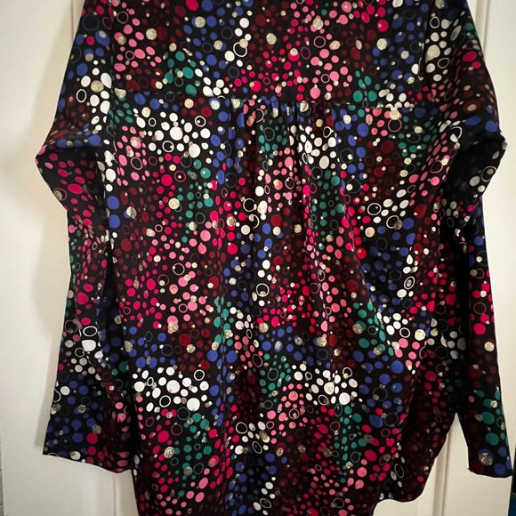 MONROE & MAIN TOP - Picture 2 of 2